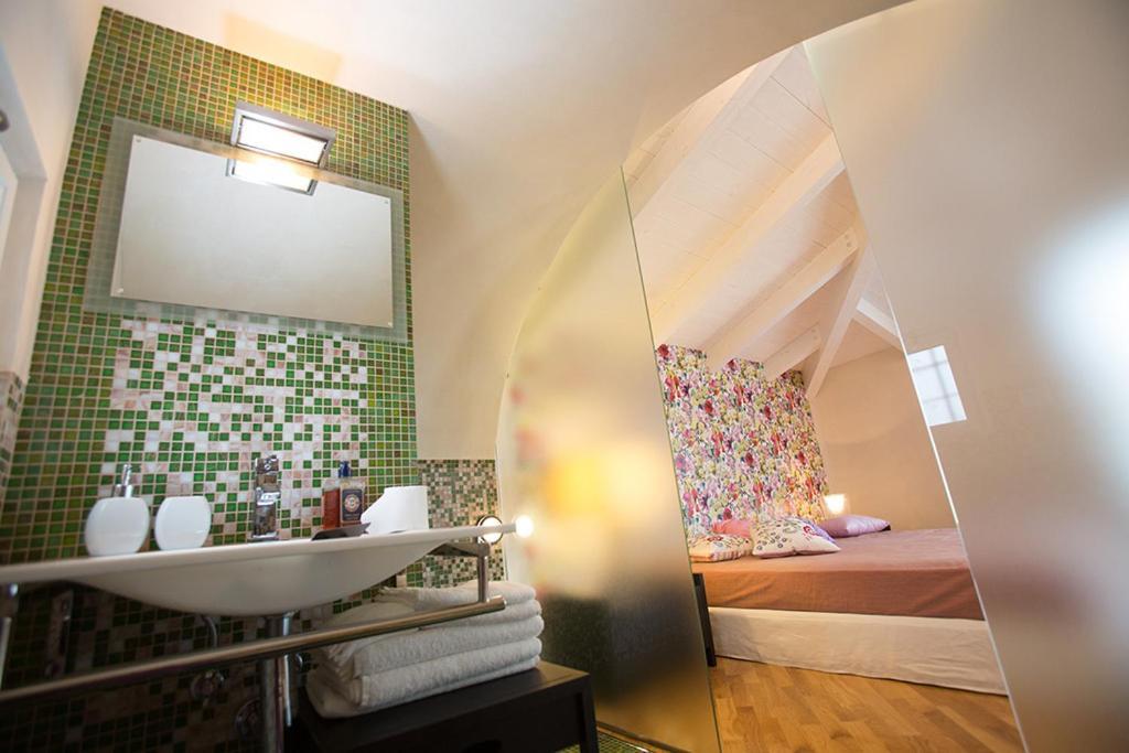 Bed&Breakfast Jsuite Gioia Del Colle Bilik gambar