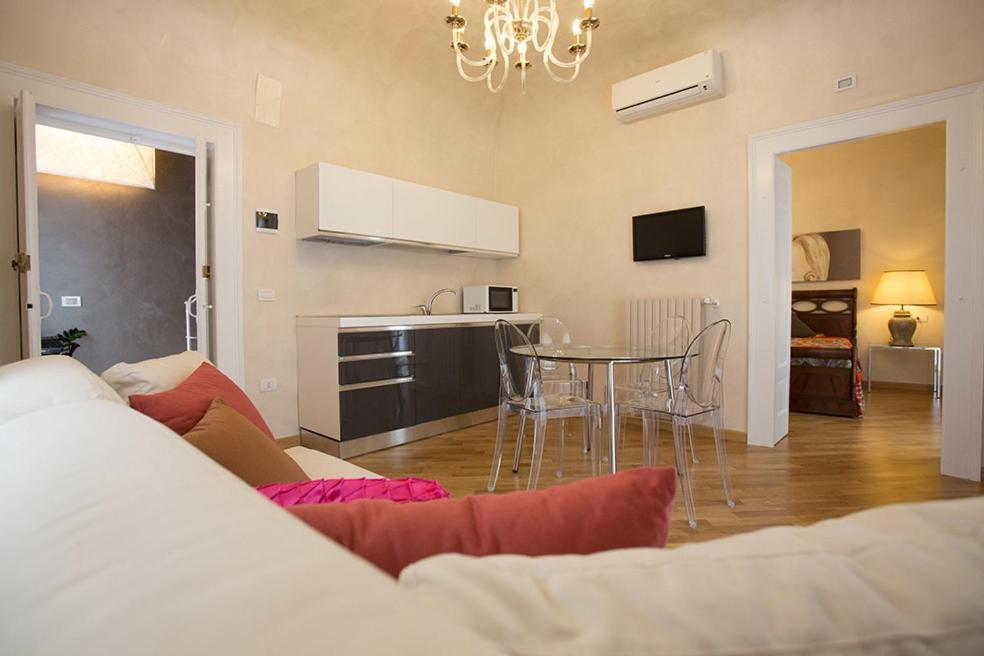 Bed&Breakfast Jsuite Gioia Del Colle Bilik gambar